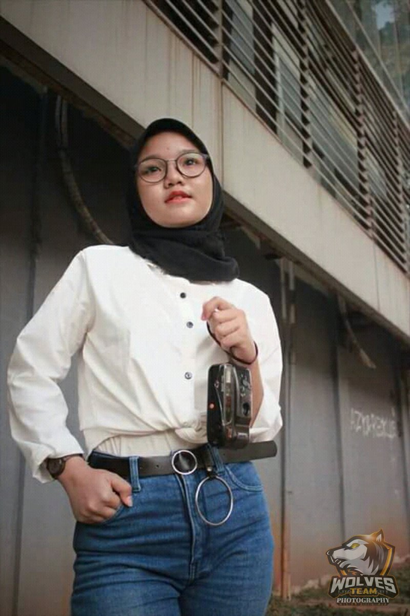 WolvesTeamPhot1's tweet photo. Photo of today's "Hidup Itu harus berani bermimpi dalam segala hal"

Inframe - Aidakhusnul

#wolvesteamphotography 
#msandiibrahim_editor_photo_pro 
#dhonnyreztananda_photographer_pro 
#nicepic 
#canon 
#likeforcomments https://t.co/xXEbHfxG8z