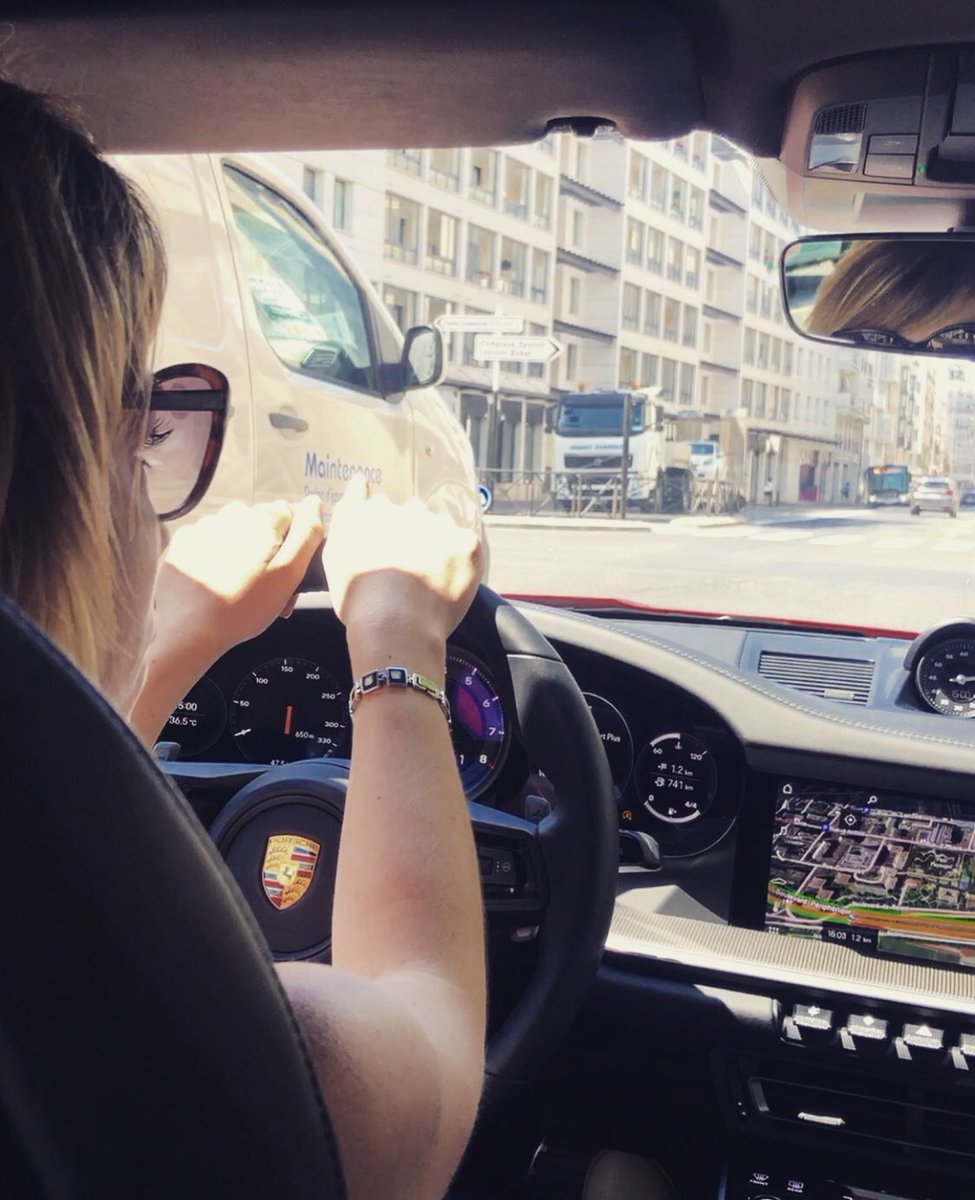 KynigopoulosA's tweet photo. Super tournage hier pour @BFM_Auto, avec @PaulineDucamp et @LakhouaEssia ! On a roulé en Porsche 911 ! Nouveau format à découvrir très prochainement sur les réseaux sociaux de @BFMTV https://t.co/hvGt5GXpN7