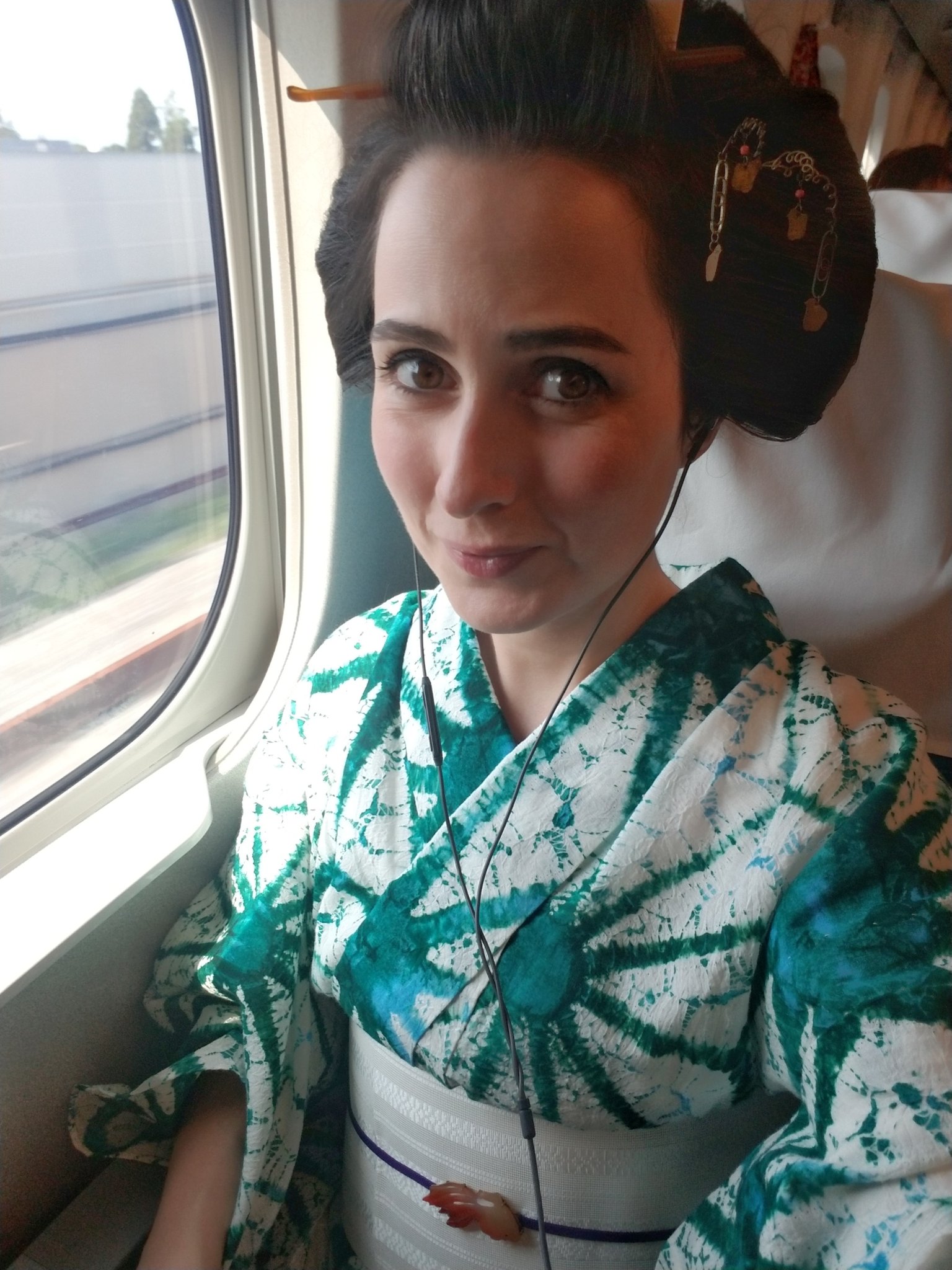 秋乃ろーざ No Twitter 正確に言うと浴衣です 浴衣 日本髪 京都 着物 T Co Gnub9yfuzm Twitter