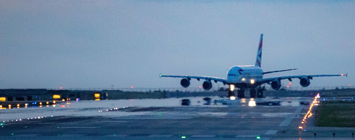 Kent_YVR's tweet photo. Oh, whoโs that 2 miles away ? ๐ British Airways Airbus A380 Speedbird twilight departure as BA84 for LHR. #yvrspotters #Vancouver #GXLEE (seen a lot of this one lateLEE) ๐ https://t.co/Tlc1h2QA1f