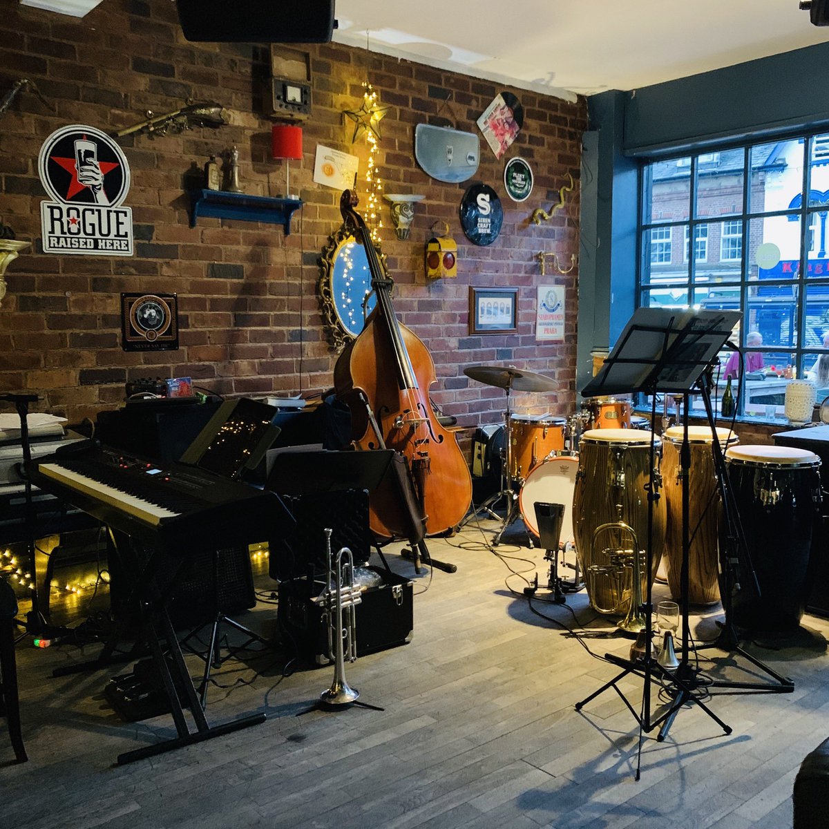 Mike Green (@mikegreenbass) on Twitter photo Set up and ready to go with The #EdgarMacías Latin Quintet @DarkHorseMoseley over the weekend with <a href="/raymondbutcher/">raymondo butcheras</a> #MilesLevin #RichardSealey <a href="/MikeGreenBass/">Mike Green</a>
#mikegreenbass #doublebass #jazzdoublebassist #latinjazz #livemusic #montuno #latinjazzquintet #bossanova #salsa #congas Set up and ready to go with The #EdgarMacías Latin Quintet @DarkHorseMoseley over the weekend with <a href="/raymondbutcher/">raymondo butcheras</a> #MilesLevin #RichardSealey <a href="/MikeGreenBass/">Mike Green</a>
#mikegreenbass #doublebass #jazzdoublebassist #latinjazz #livemusic #montuno #latinjazzquintet #bossanova #salsa #congas