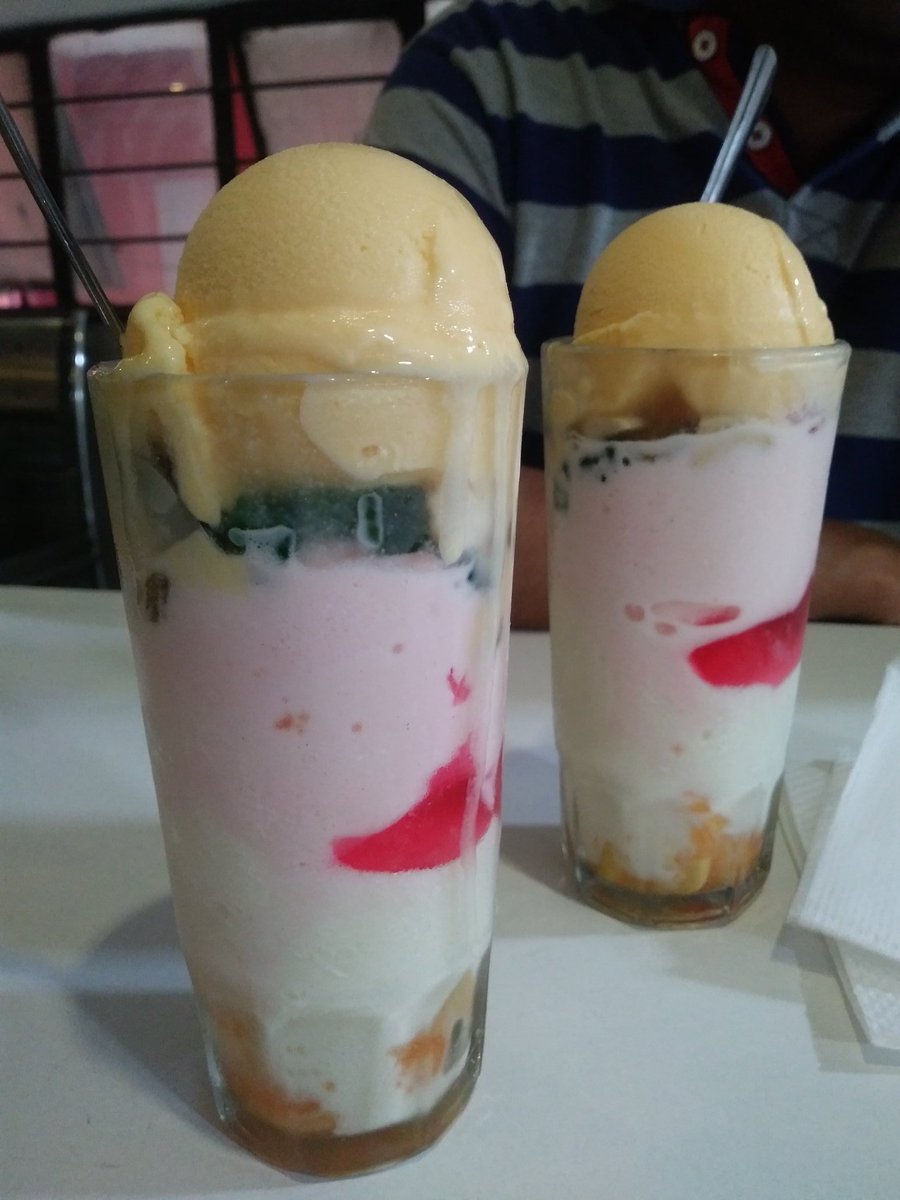 starrytalks's tweet photo. #SomeGoanthings Gadbad icecream! π My motivation for any dentist visit as a kid!! π Ab to ainvayi kabhi mood ban gaya to! #GoanTwitter #GoekarTwitter https://t.co/YS76aWnJBf