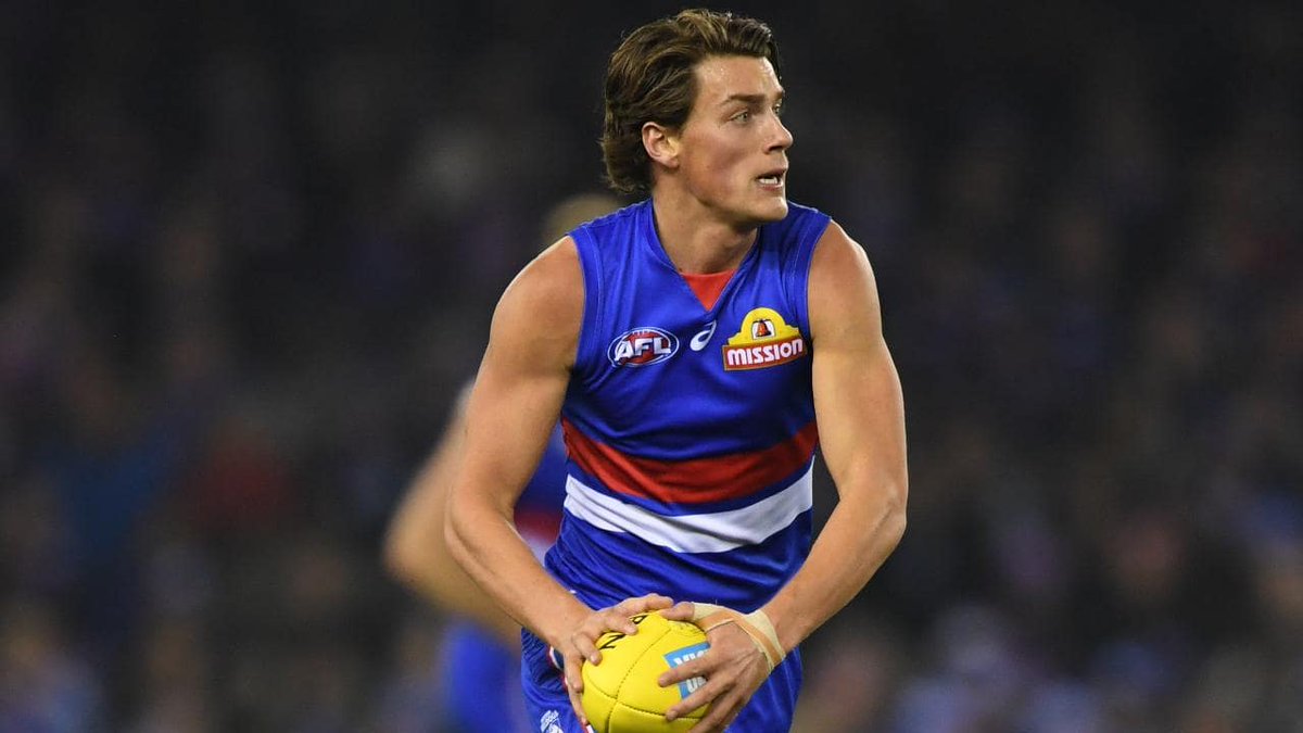 913sportfm's tweet image. Big #SportsDrive this arvo from 3PM! @westernbulldogs midfielder Patrick Lipinski and @NMFCOfficial veteran ruckman Todd Goldstein chat ahead of round 19 + @ClaremontTigers midfielder Ryan Lim, @PerthFC Brant Colledge and former Eagle and Magpie Chad Morrison &amp;amp; @HobleyDaniel!