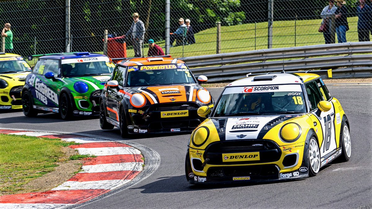 msportaction's tweet photo. The Album "Mini Festival July 2019" is now online at: https://t.co/2U7czACHaS go take a look @Brands_Hatch @MSVRacing  @MINIChallengeUK @mightyminis @Mini7RacingClub https://t.co/uqy70cffxa