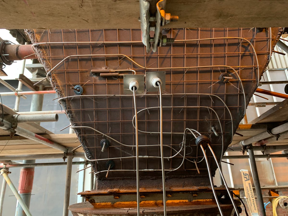 PowerthermCS's tweet image. #PowethermCS onsite at London Energy implementing our trace heating service. For more: ow.ly/hmyN50v9OlT
.
.
.
#PowerthermProjects #LondonEnergy #TraceHeating