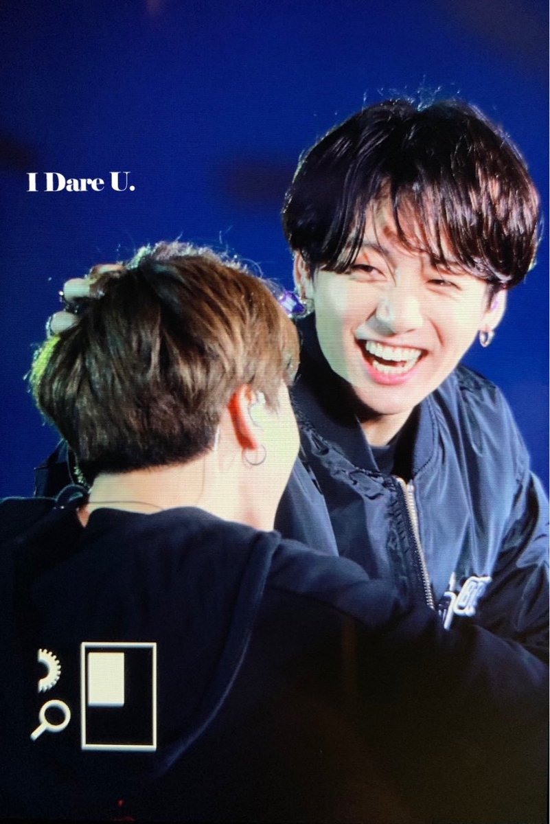 🍭ㅅ🍭왕사탕 💗 (rest 😿) tweet media