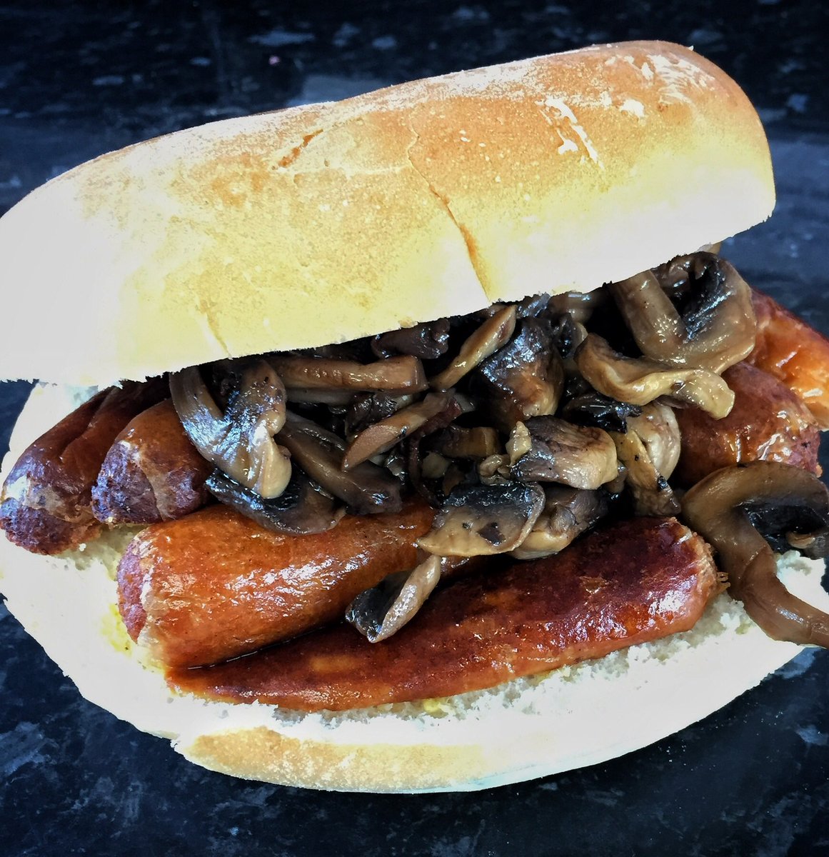 SnapBoxCafe's tweet image. Large Sausage and Mushroom Hot Sandwich... Just £3.40🍽🍽