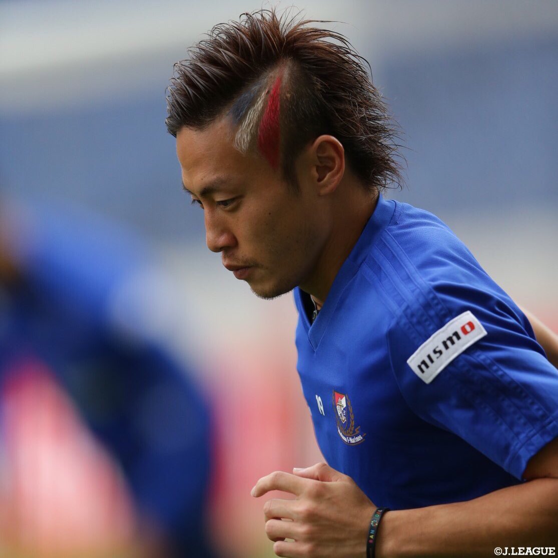 仲川輝人 選手の トリコロールヘアはこちら💁‍♀️ 仲川選手について