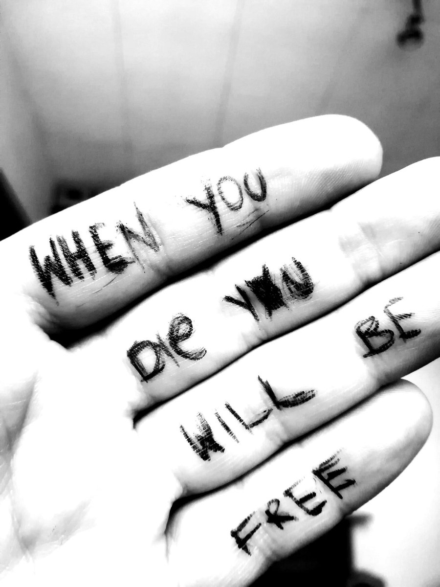 BuИИy (@xbunnyisdeadx) on Twitter photo 