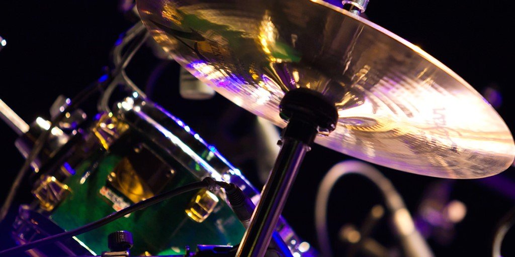 elle_tealdi's tweet image. Il #jazz è molto simile all’arte astratta. Piazza delle Feste è la tela perfetta per gli artisti del Gezmataz. Musicisti capaci di performance eccelse che, però, restano sempre così umane, comunicative. #EstateSpettacolo19