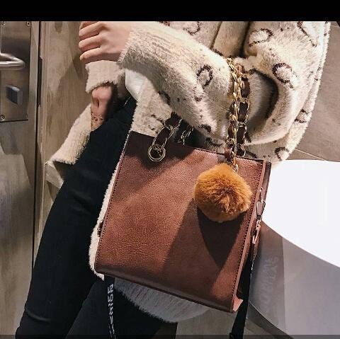 nonye__kay's tweet photo. I have these lovely bags for sale.... So while you're trying to #Win380kphone trying to get the 25k from #codedruns or voting for your favorite #bbnaija housemates, get one of these bags...
All selling for 5500😘😘😁😁. Please help RT too❤❤❤ https://t.co/ZHKjyvoVtV