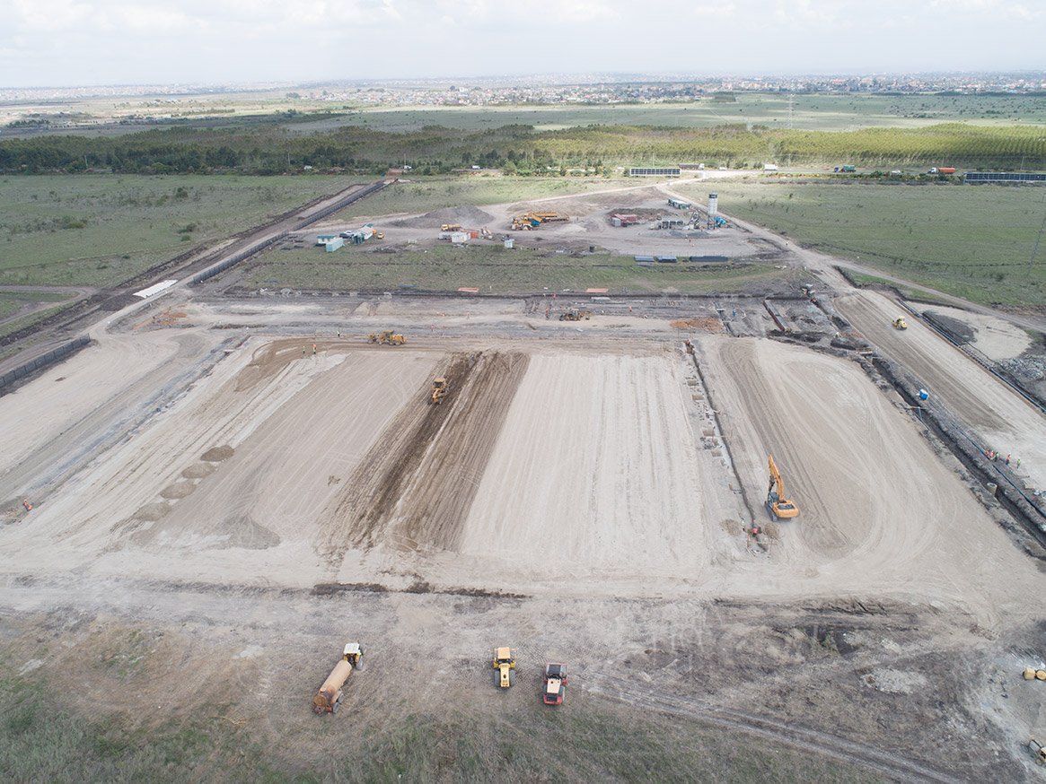 WeAreImprovon's tweet photo. The development of https://t.co/TYkSCAWUvG in Nairobi, Kenya, is well underway. The state-of-the-art Industrial and warehousing park is located 30 minutes from the Inland Container Depot, Jomo Kenyatta International Airport and the Southern Bypass #NextLevelLogistics https://t.co/xm5QhJDsva