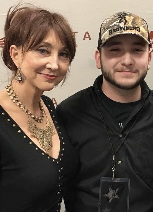 Happy Birthday the legendary to Ms.Pam Tillis!  
