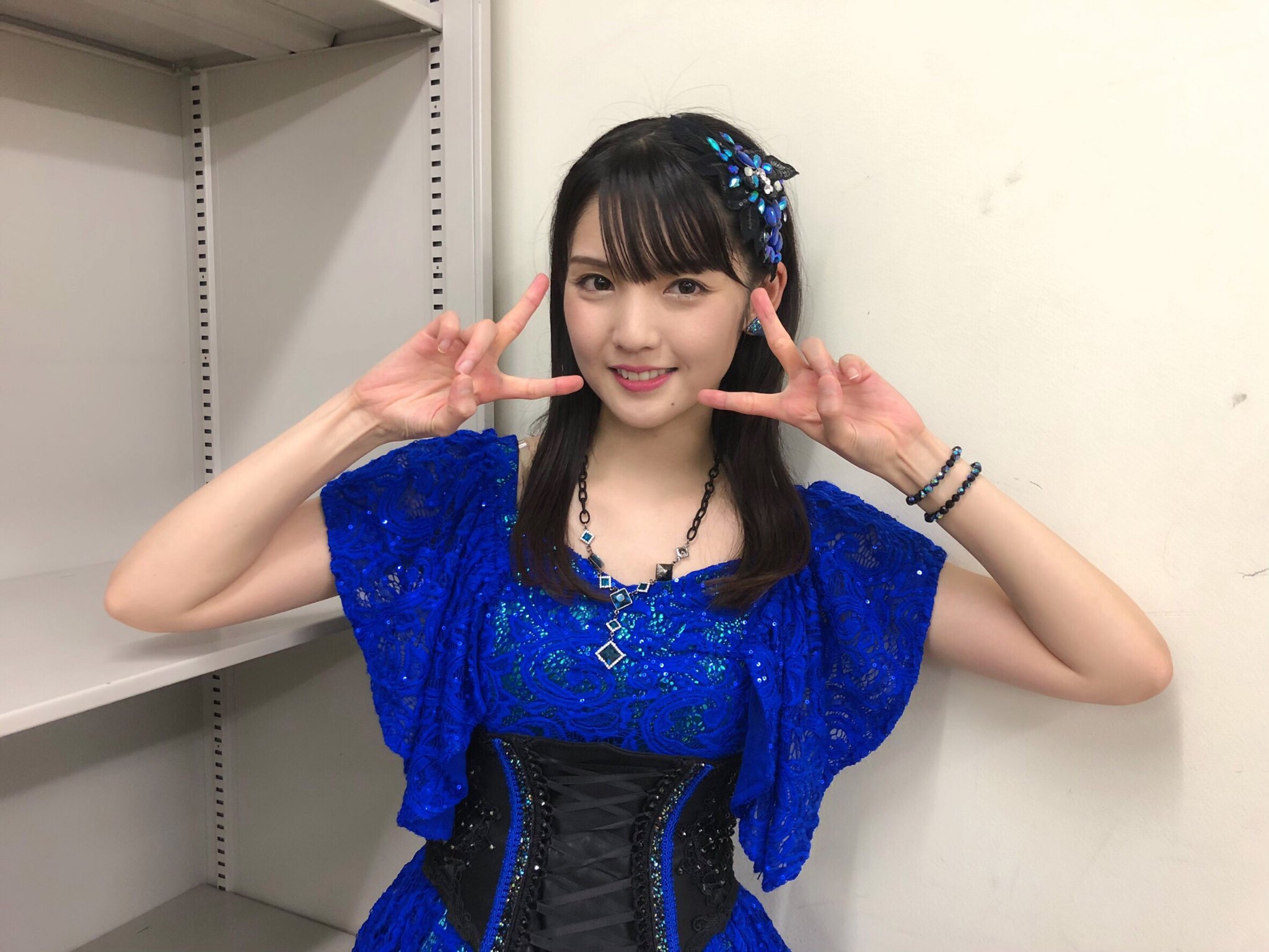 道重さゆみ写真 道重さゆみ 写真集 『 Blue Rose 』 | 道重 さゆみ, 西田 幸樹