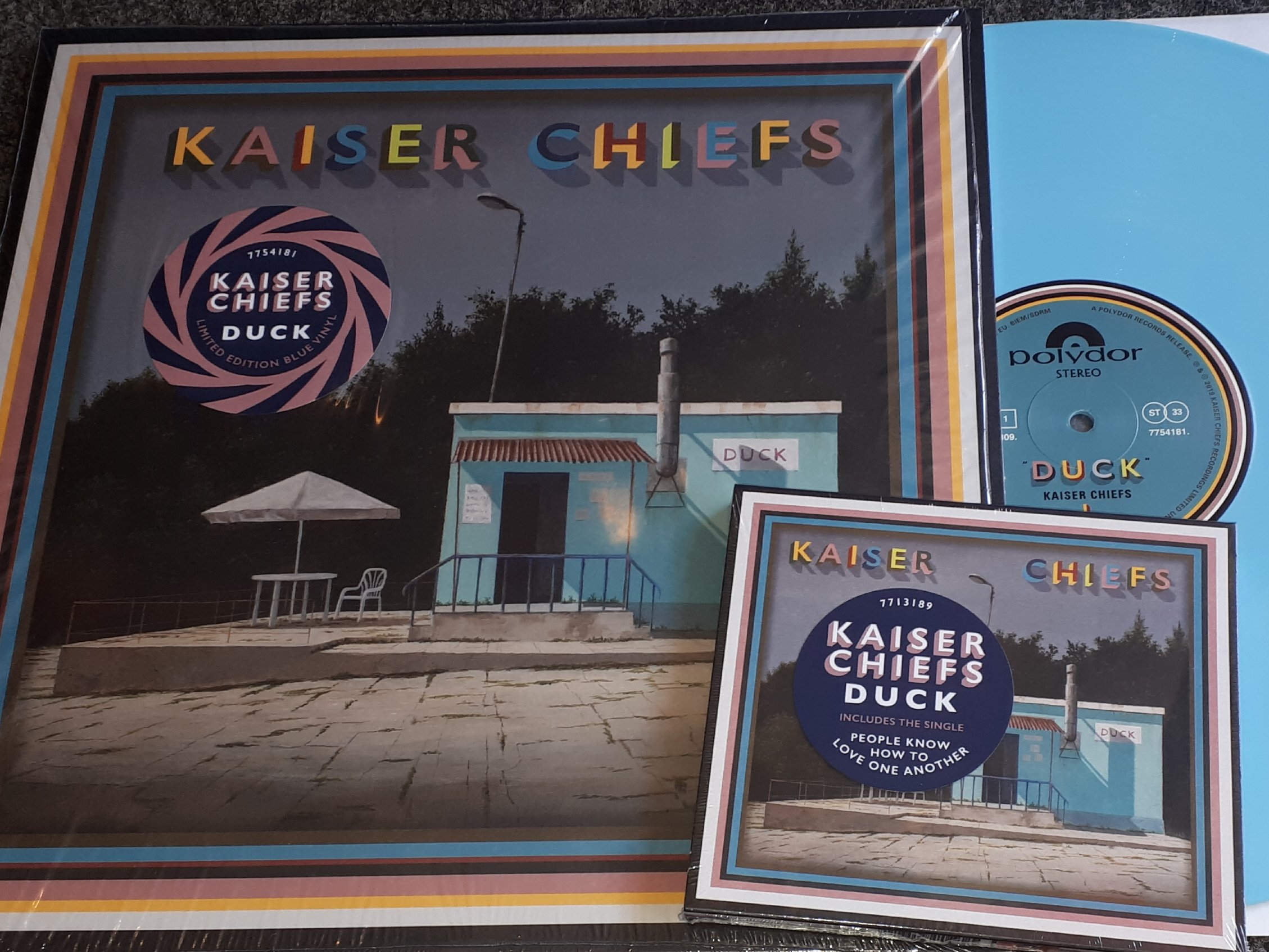 Andy Hibberd on "The new @KaiserChiefs album Duck 🦆 will be by this Friday 26th July. It's available on CD and limited edition duck egg blue vinyl with