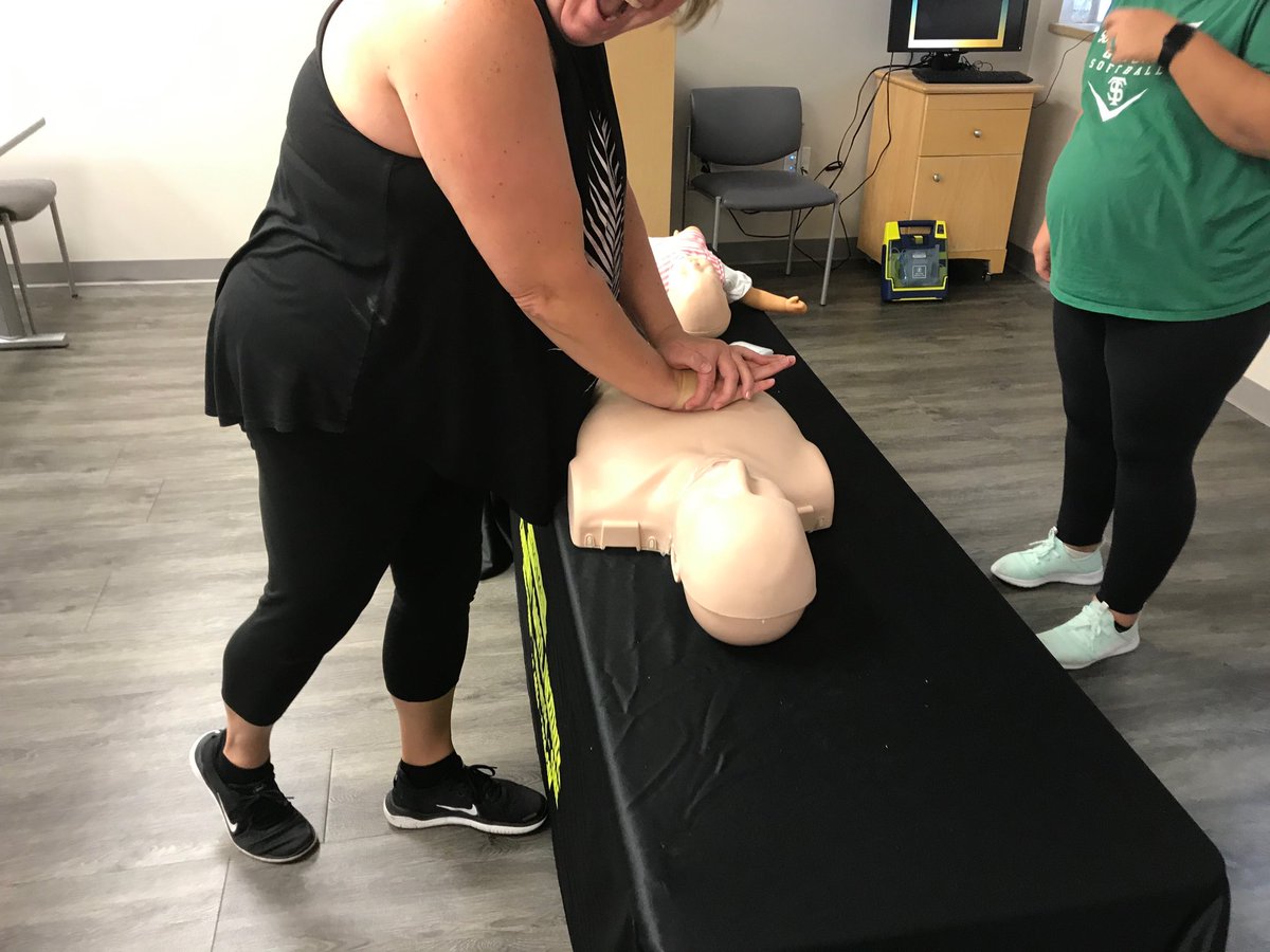 torbert9985's tweet photo. Coaches giving vacation time to certify in CPR. https://t.co/umscKF5gGu