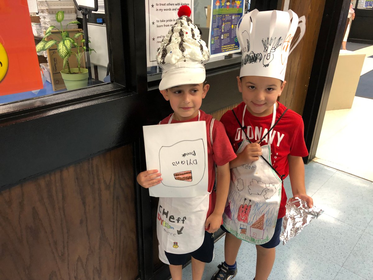 CommackSchools's tweet photo. Commack SCOPE Summer Explorations Funny Hat & Hair Day 2019! #MackSummer https://t.co/xfxl72xwaz
