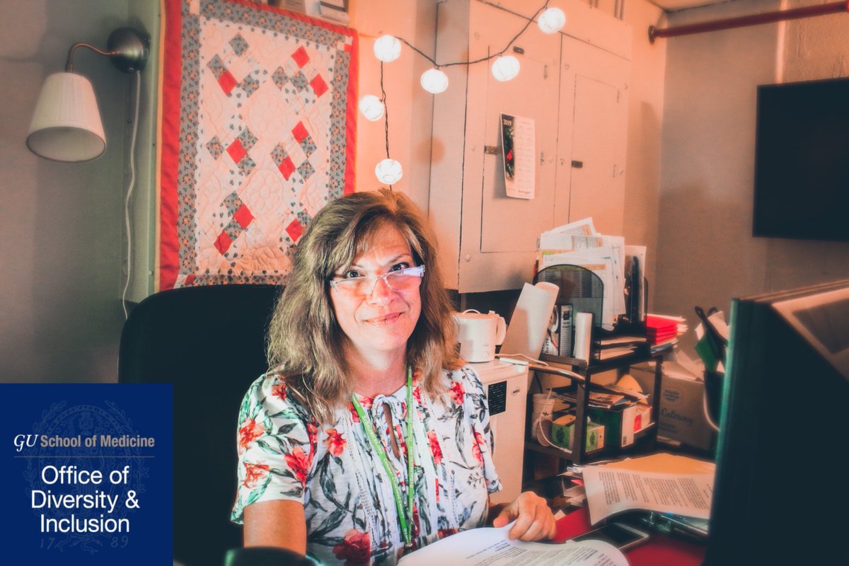 DiverseGUMed's tweet photo. For this week on #HumansOfGUSOM, we interviewed Mary Donovan. She is the standardized patient educator in the Integrated Learning Center. Read more using the link below:
https://t.co/T2SyJfLh1y https://t.co/bZXc7ml776