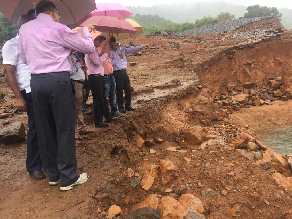 CWCOfficial_GoI's tweet photo. Inspection of #Teware Dam breach 
https://t.co/rD9UAlKHop https://t.co/3mVHjWQWnH