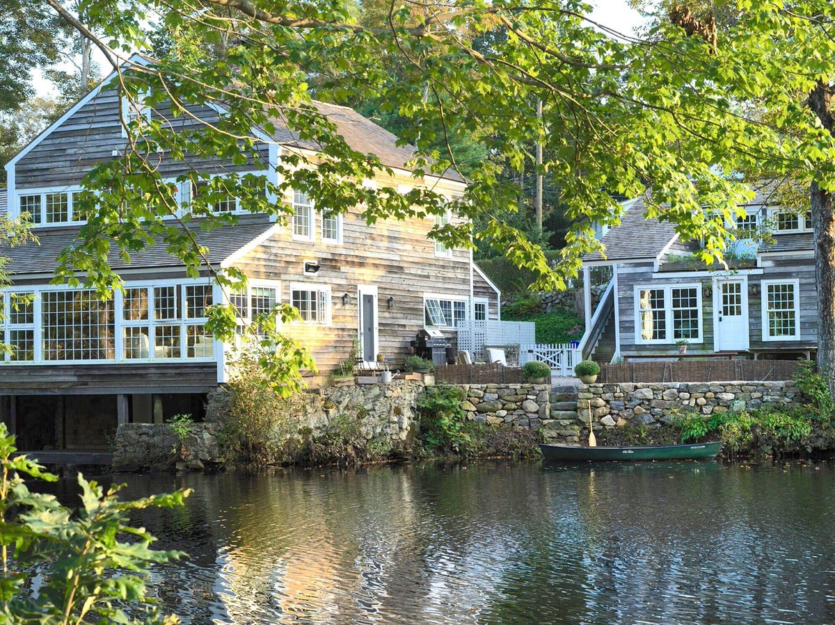 arounddarien's tweet photo. The words “truly special” are overused, but in the case of the Mill House — it doesn’t begin to describe how truly special this wonderful home is: https://t.co/Au8Wqk1qEd https://t.co/di5TtA05CP