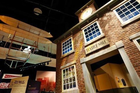 NCmuseumhistory's tweet photo. The Museum is #FreeToThePublic and a perfect adventure for everyone! 😎
Walk through 14,000 years of NC history in our signature, 20,000 square foot exhibit "The Story of North Carolina!" https://t.co/jcNaMDxvft https://t.co/CWLworTHa5