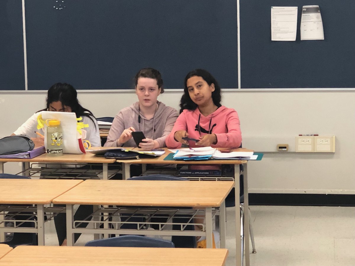 GoldsackLisa's tweet photo. Final course review for MCF3M ⁦@ldcsbSS⁩ using ⁦@GetKahoot⁩  #MakingLearningFun https://t.co/EMgAxVBAPu