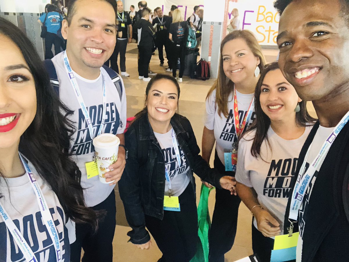 mbalderrama_jds's tweet photo. We’re ready 💪🏼#DNA_2019 @Montwood_MS  #moosepride @vherrera_mms @SCordero_MMS @rking_MMS https://t.co/p5ejxBP5fV