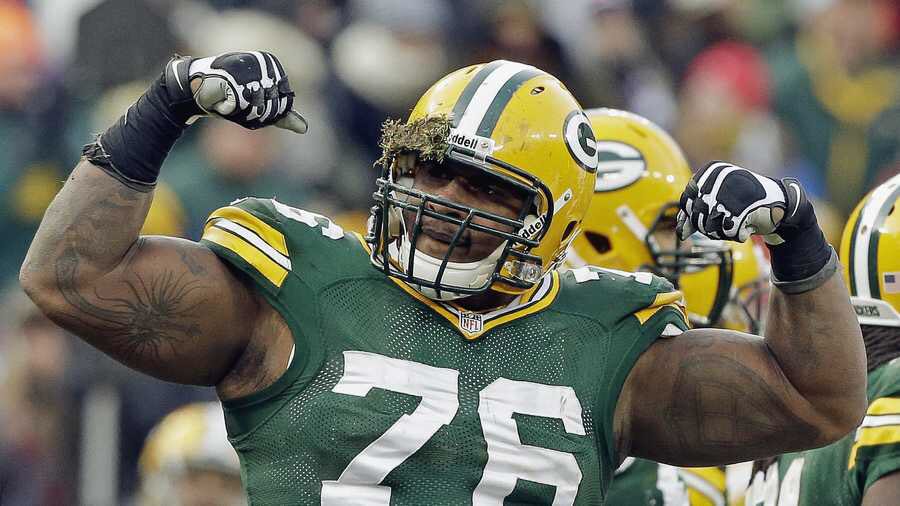 IKE_Packers's tweet photo. Thank You Mike Daniels ππ½
A beast in the trenches, Daniels displayed excellent character and transformed into a dominant defensive end over his 7 years with the Packers
His career stats
β’ 225 total tackles
β’ 29 sacks
β’ 2 forced fumbles
β’ 1 interception https://t.co/kgyI2gHW90