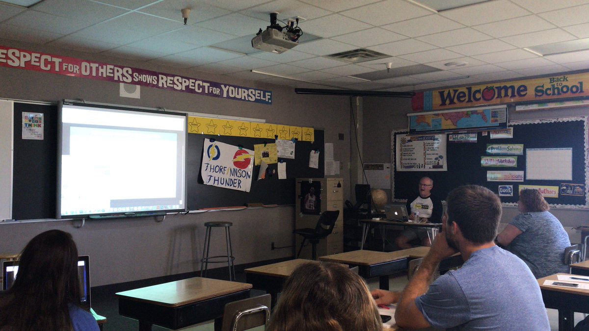 KnutsonMrs's tweet image. #campsmore19 @BBEschools 😎 gaining new knowledge in @Google SLIDES ( @PearDeck and Q/A ) for formative assessments  #builtintools
