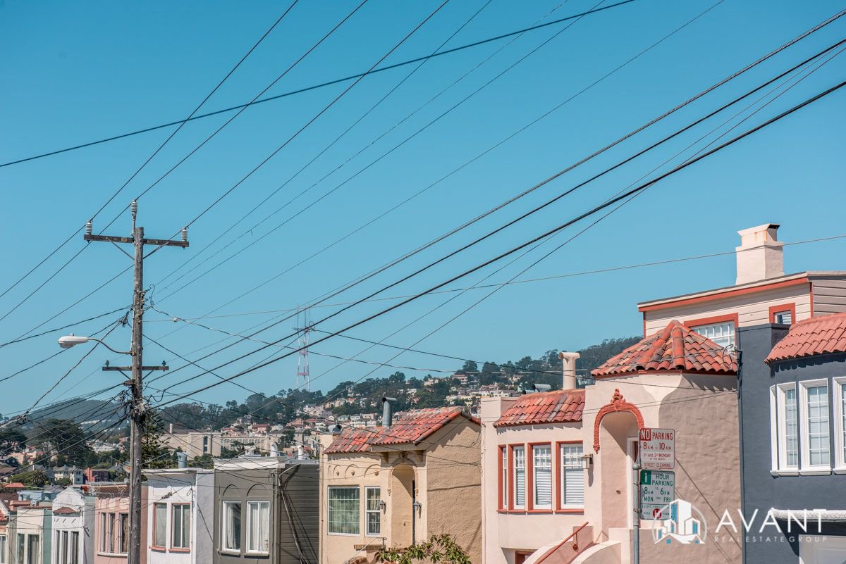 AvantSF's tweet photo. Come explore San Francisco with Avant Real Estate! Merced Heights has shopping, MUNI, dog parks, a community garden, and lots of sun. 415.935.3410 | info@avantsf.com | Lic. 01953438 #SanFrancisco #California #MercedHeights #City #Photography #RealEstate #PhotoOfTheDay #AvantSF https://t.co/86Iluvx8HT