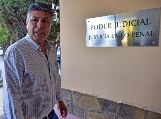 elchinguen's tweet photo. Acá están los tres PROMOTORES del PARO JUDICIAL, nadie más interesados que ellos en que la justicia no funcione. https://t.co/T8Fspl0K71