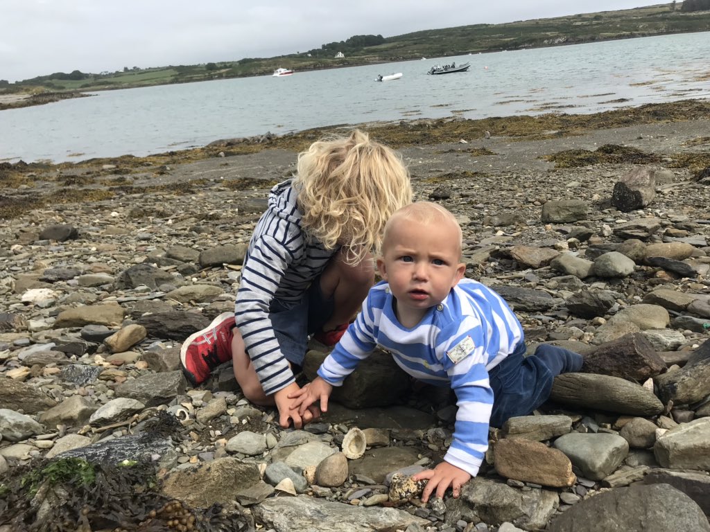 EoghanCasper's tweet photo. Introduction to Crab hunting for the under 1’s - lesson 1 for @ArtCuan https://t.co/chdd06ljqu