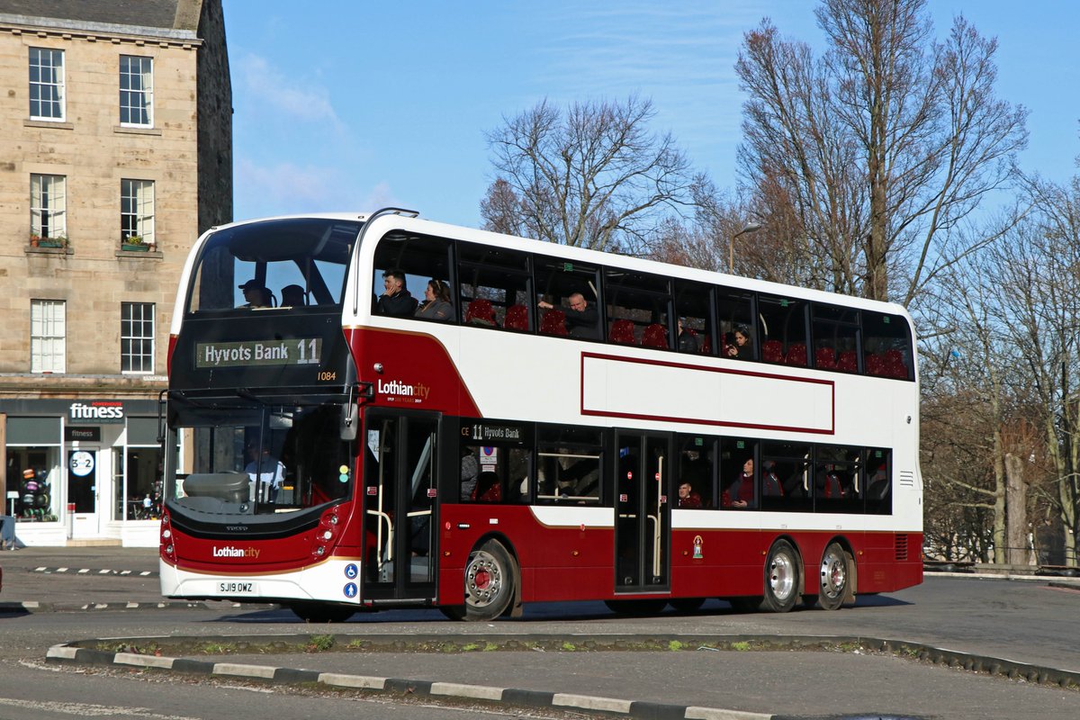 HarvestComms's tweet photo. Heading for #edinburghfestival next month? Here's good news for bus travel - a new #contactless and capped fares scheme for Lothian by #Flowbird. 
https://t.co/l618bwqPSd https://t.co/7Hk5JTgU9e