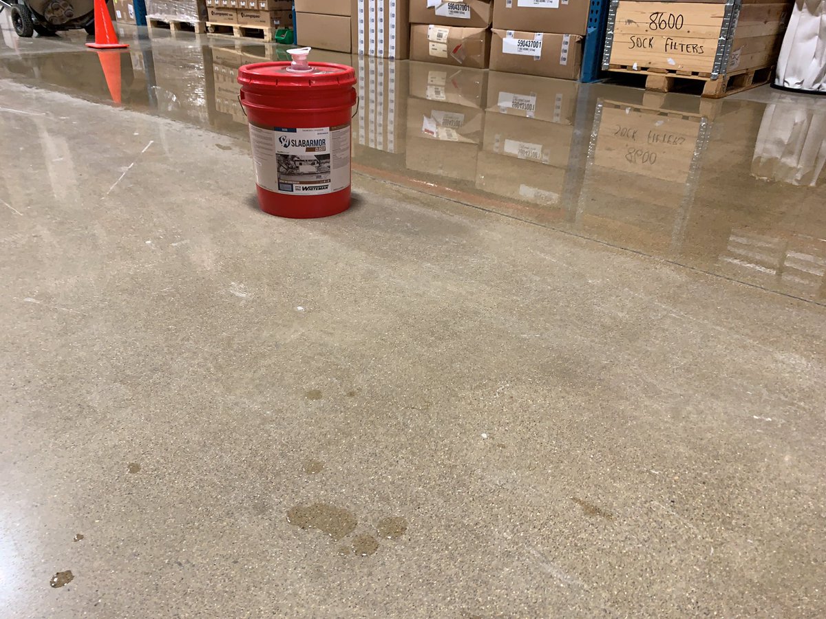 MQtrowelguy's tweet photo. Using @runyonsurfprep #RSPtooling and @mqinc SlabArmor products to take it to the next level! #Concrete #MQWhiteman #repeatableresults #sustainable #MQSlabArmor #soeasytomakeithard #soeasytopolishthis #RunyonSurfacePrep https://t.co/AcktbxFC3o https://t.co/a30GRWEdPP