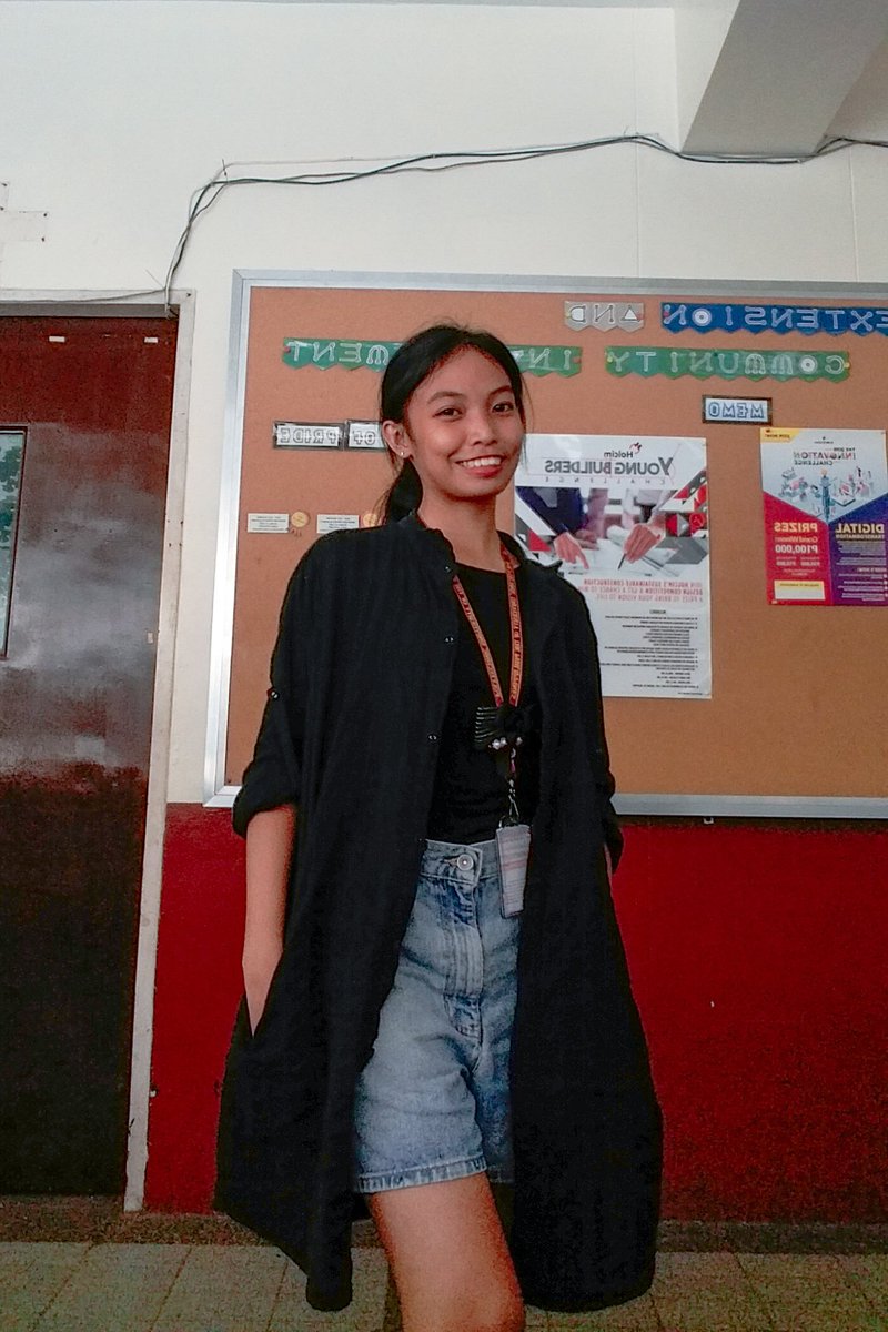 topclassstupid's tweet photo. #NoToDressCode PUP!!!! https://t.co/bwg76iIakX