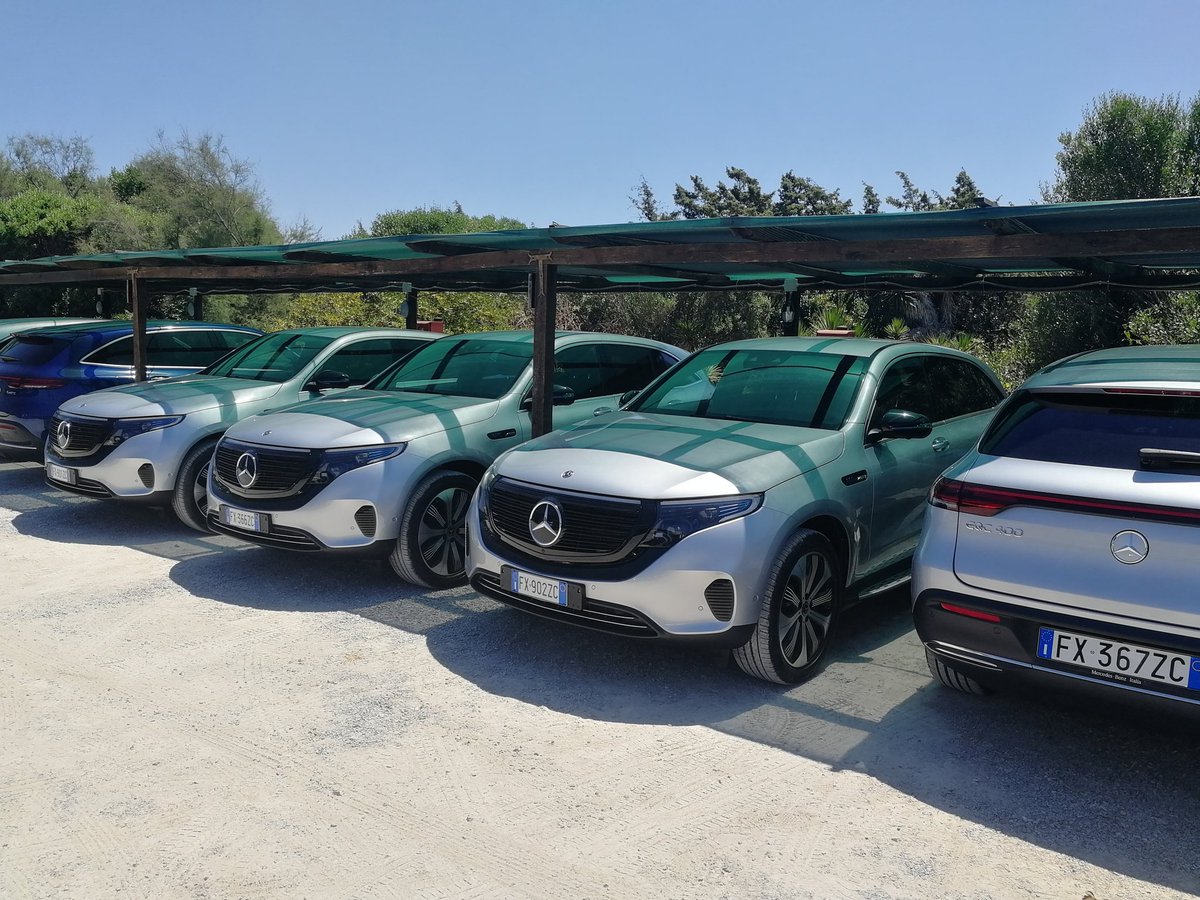 auto_app's tweet photo. Oggi si guida in elettrico con la nuova #MercedesEQC, nei dintorni di Sabaudia. A breve il nostro primo contatto su https://t.co/8aktTPzSgW ! #EQDrive #EQ #ElectricVehicles #SwitchtoEQ https://t.co/fVckhDmarp