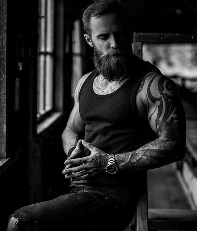 beardsinbandw's tweet photo. Check out another bearded brother! #beardsinblackandwhite #beard #bearded #beardlife #beardie #beardlover #beardgang https://t.co/OiJ0jtBiVk