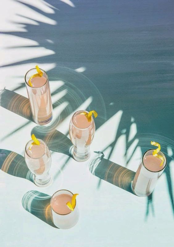 sonatsounds's tweet photo. ¿Ya sabéis cuáles son las 10 CANCIONES IMPRESCINDIBLES para tu HILO MUSICAL este VERANO 2019? Os dejamos el link con ¡los 10 hits de este verano! 
¡Disfrutadla! 👉 https://t.co/CF0x7idZJw 👈 #hilomusical #music #ambientaciónmusical https://t.co/G6NF7jJ2MC