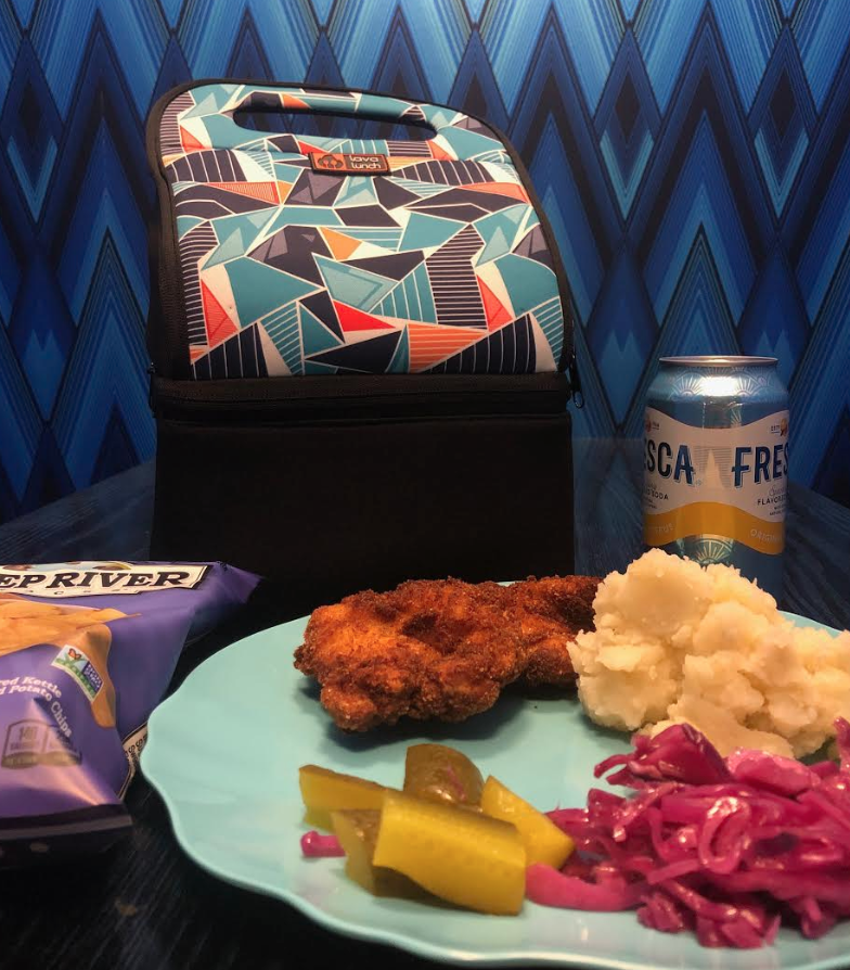 LavaLunch's tweet photo. Keep your lunch hot and your drinks cold all in one bag. #lavalunch #schoollunch #whatsforlunch #lunch https://t.co/wQLjruyt4A
