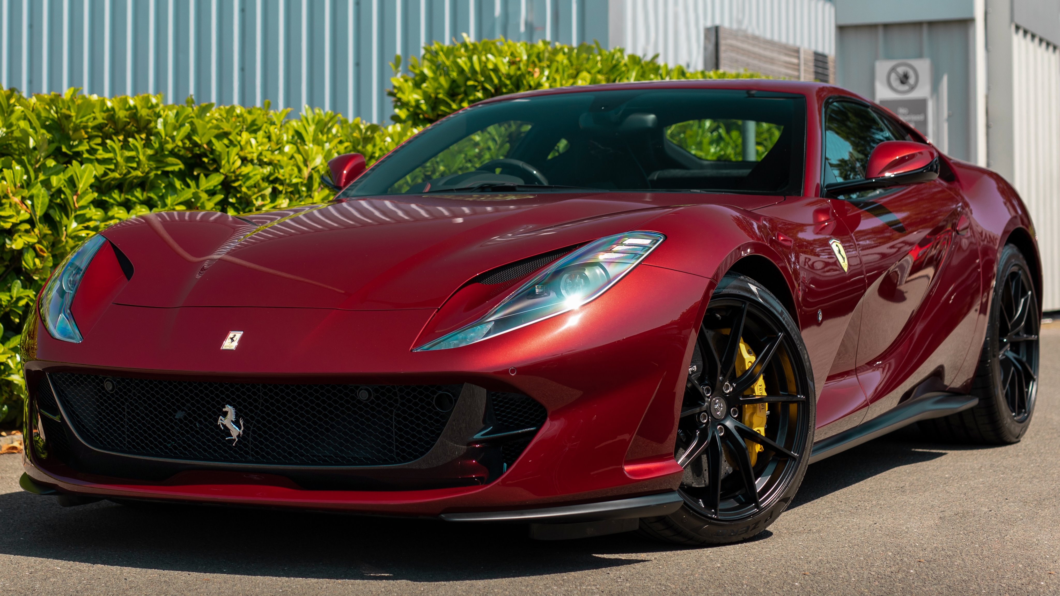 Феррари 812 Superfast синяя