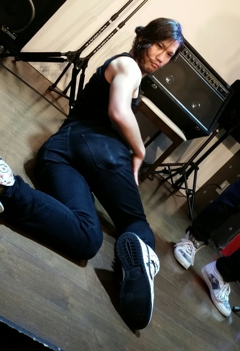 RIKA5213's tweet photo. 7月20日

日ノ出町C'est la vie
　
さーやさんなりよ

脱いだ時、叫んでしまったなり☺
(男性の二の腕が好きなんで…)

最後は、さーやさんのセクスィーショット(≧▽≦)

#樹沙哉
#BKS https://t.co/DSMmwaEvDF