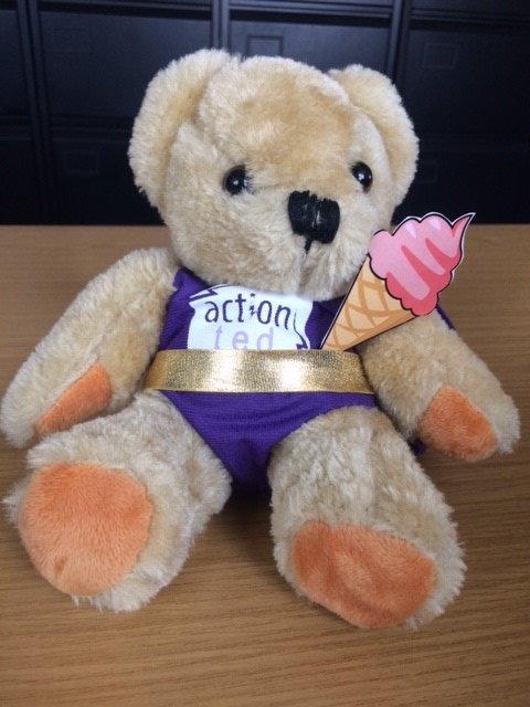 LittleActionTed's tweet photo. I'm busy enjoying this #heatwave, even if it is a bit warm for a bear! How do you like to stay cool in the hot weather? 🌞 https://t.co/JLqqmoUOjQ