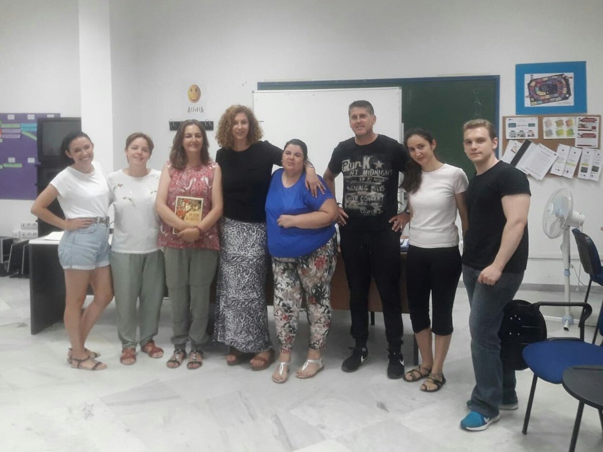 Hoy nos ha visitado nuestra compañera <a href="/belenfva/">BelenFernandezVa🌸</a> para impartirnos un taller sobre #Mindfulness y #Autoconocimiento. Gracias por todo, ha sido una bonita experiencia. #CamaSeLanza2019
