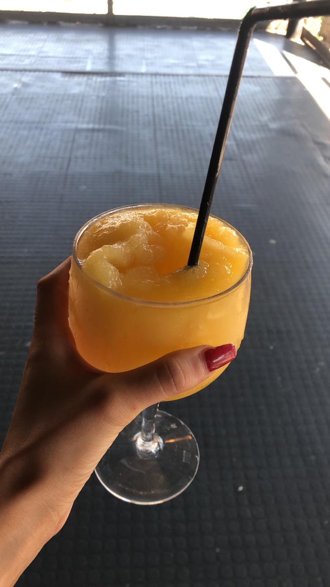 𝐅𝐑𝐎𝐙𝐄𝐍 𝐂𝐎𝐂𝐊𝐓𝐀𝐈𝐋𝐒 🥵🍸

The UK heatwave is hitting us all hard.. This weekend you can get 2 Frozen Daiquiris for £10 😍

🍓 Strawberry
🍫 Chocolate Hazelnut Coffee
🍉 Bubblegum &amp; Watermelon
🥭 Mango