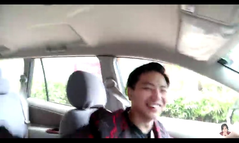 jaiyiesofc_'s tweet photo. Aga: yieee, crush moko eh
Jai: hindi, mahal na kita

woiiiiiii huhu @AgassiChing @jaiyieee enebe nemen keyeee apaka sweet pusang gala!!! https://t.co/HU0Yzhwvwo