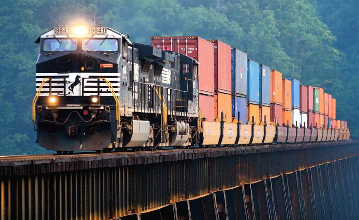 CONTSHIP's tweet image. Услуга международной перевозки грузов железнодорожным транспортом из стран СНГ и Европы в Россию на самых выгодных условиях.
contship.ru/uslugi/zhelezn…

#жддоставка #доставка  #груз  #международныеперевозки  #ждперевозки  #жд  #грузы