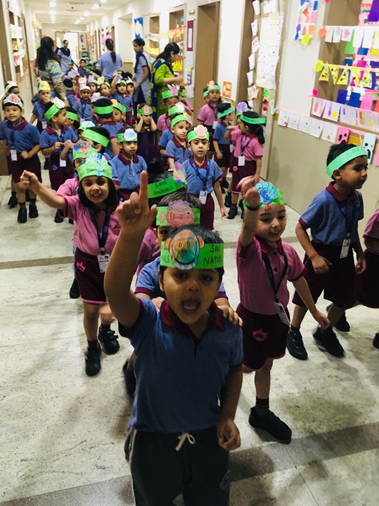 MrisEdu's tweet image. MRIS-14 kids participated in the Animal Parade

The corridors of MRIS-Sector 14, Faridabad echoed with this message. Kids smartly chose their favourite animal, colored it and created their prop (head gear) for animal parade. 

#Parade #Animals #LearnaboutAnimals