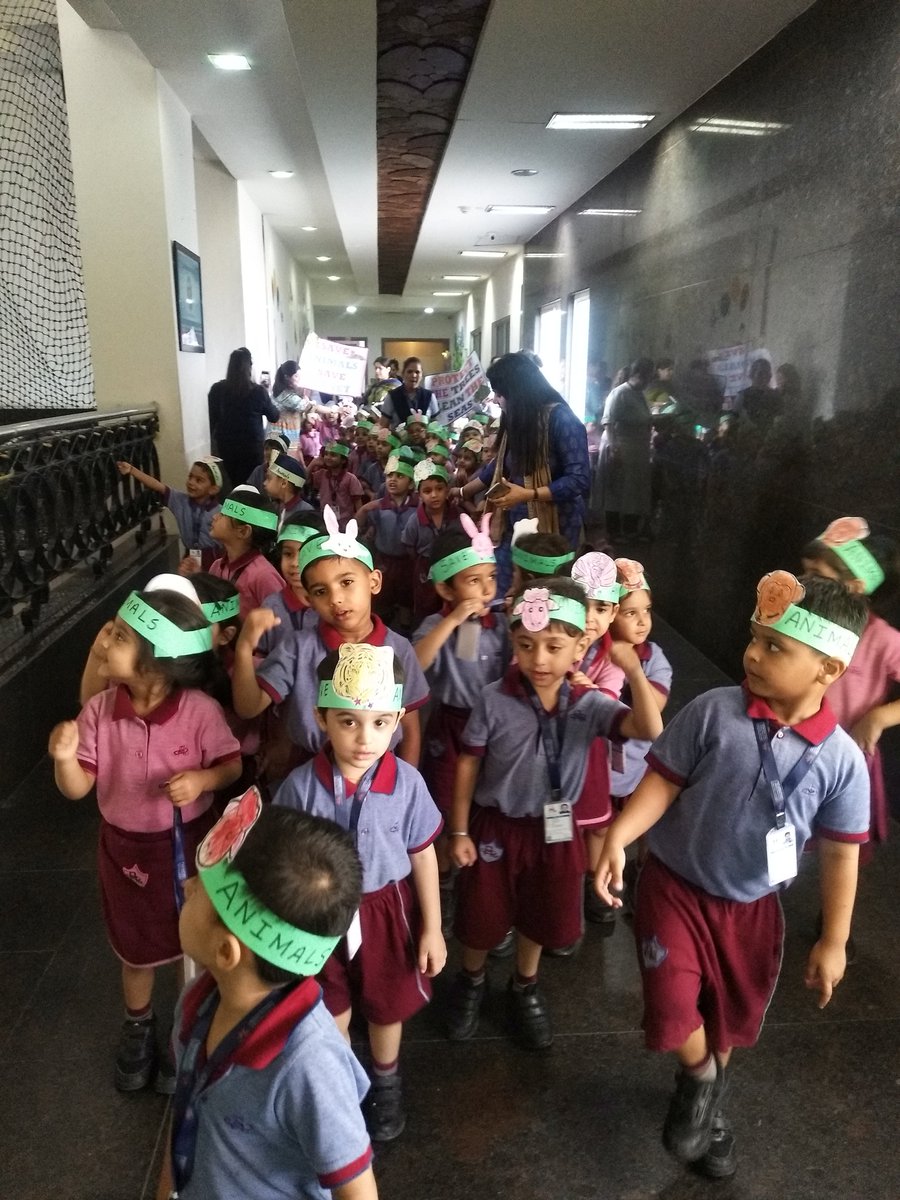 MrisEdu's tweet image. MRIS-14 kids participated in the Animal Parade

The corridors of MRIS-Sector 14, Faridabad echoed with this message. Kids smartly chose their favourite animal, colored it and created their prop (head gear) for animal parade. 

#Parade #Animals #LearnaboutAnimals