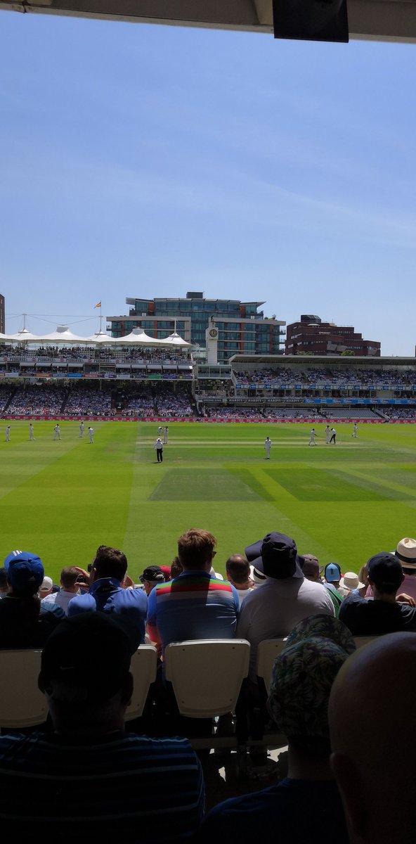 cbane247's tweet photo. What a day! England 7 down at Lords https://t.co/8dQ4ZEvMS7
