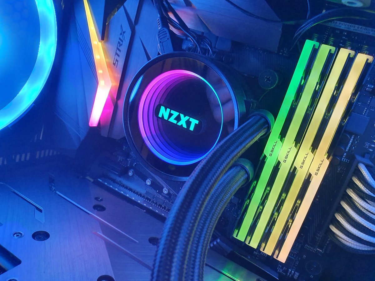 SDxn_'s tweet photo. Finally completed my build! Really happy with the outcome! @NZXT @gskillgaming @msitweets @ASUS https://t.co/9FbELlC97e